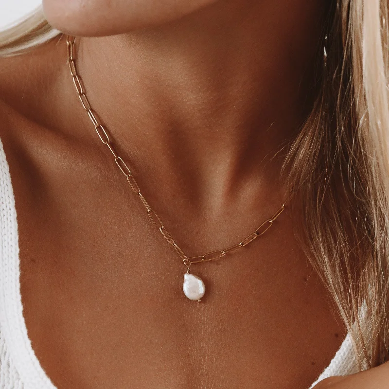 minimalist crest necklace-Keshi Pearl Necklace