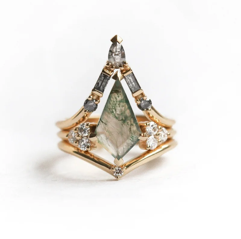 raw agate accent ring-Ella Moss Agate And Diamond Three Ring Set