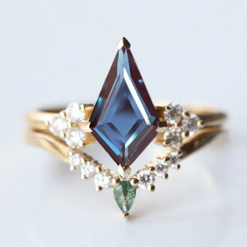 nature-themed crest ring-Sally Kite Alexandrite Ring Set