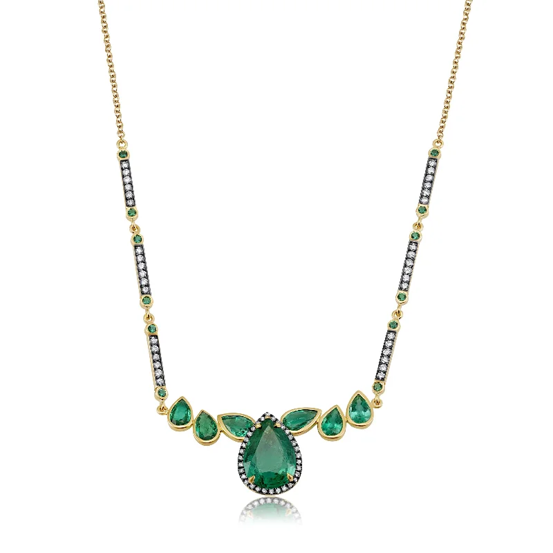 vintage-style emerald necklace-Water Lily Necklace