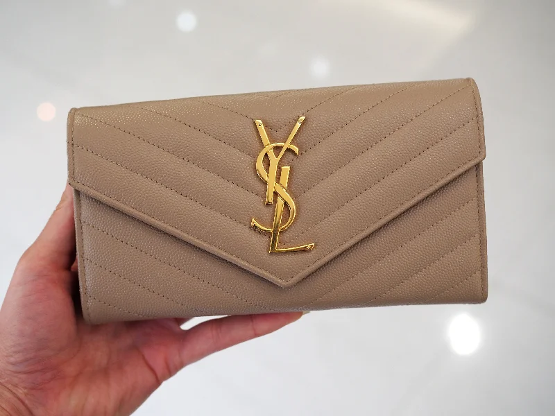 nature-themed crest ring-YSL Trifold Quilted Leather Wallet in Toupe